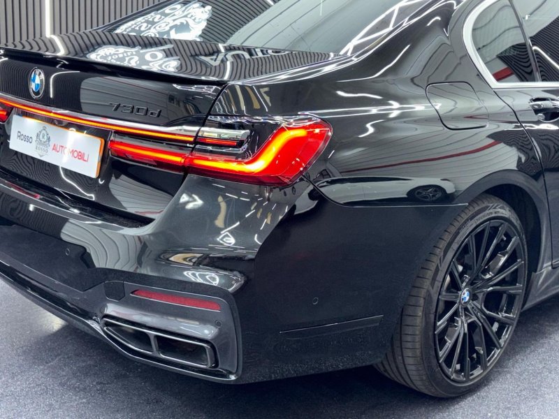 BMW 7 SERIES