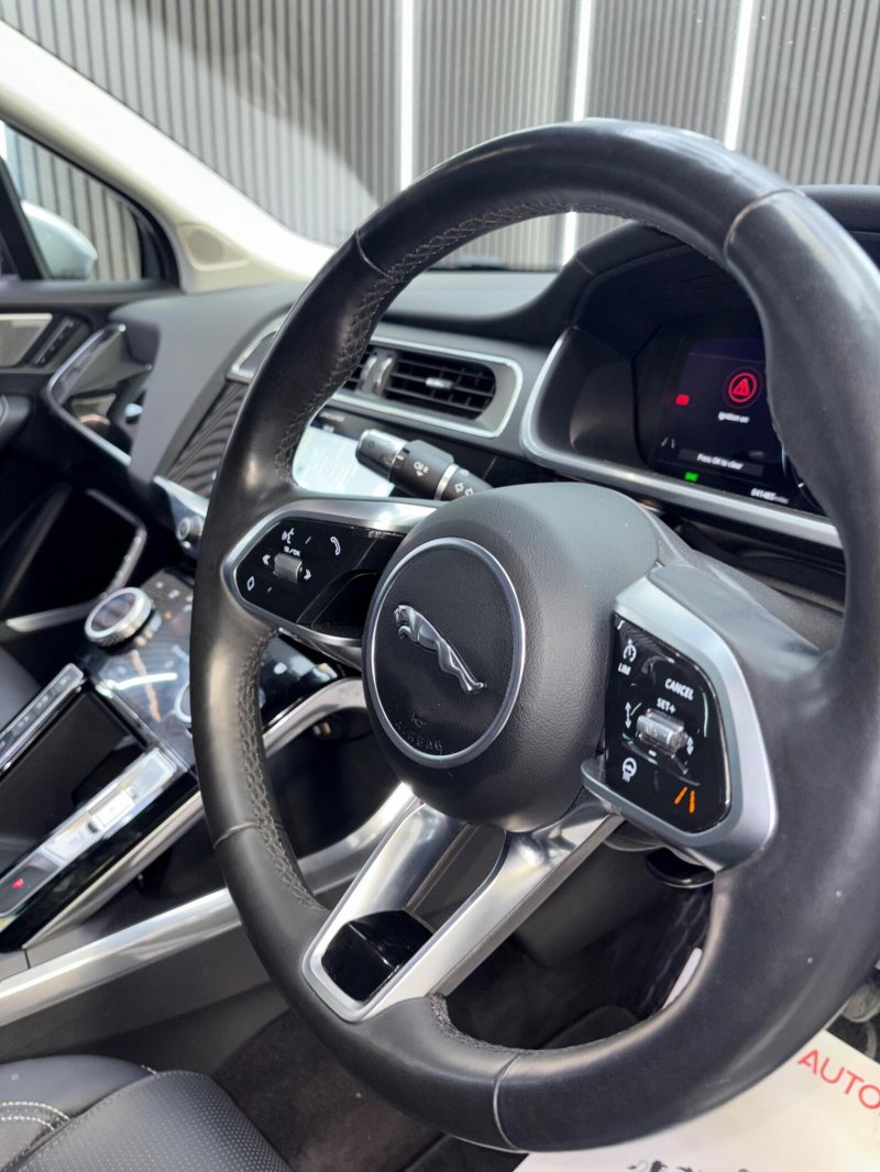 JAGUAR I-Pace