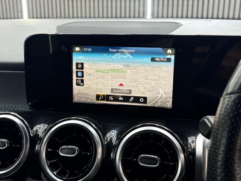 MERCEDES-BENZ GLB CLASS