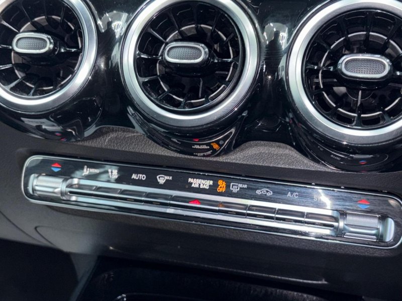 MERCEDES-BENZ GLB CLASS