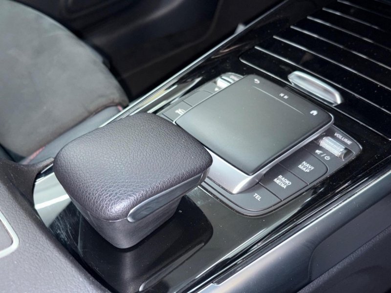 MERCEDES-BENZ GLB CLASS