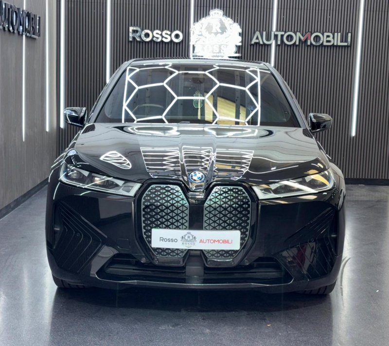 BMW IX