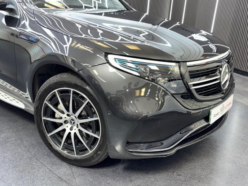 MERCEDES-BENZ EQC
