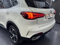 MG HS
