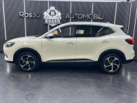 MG HS