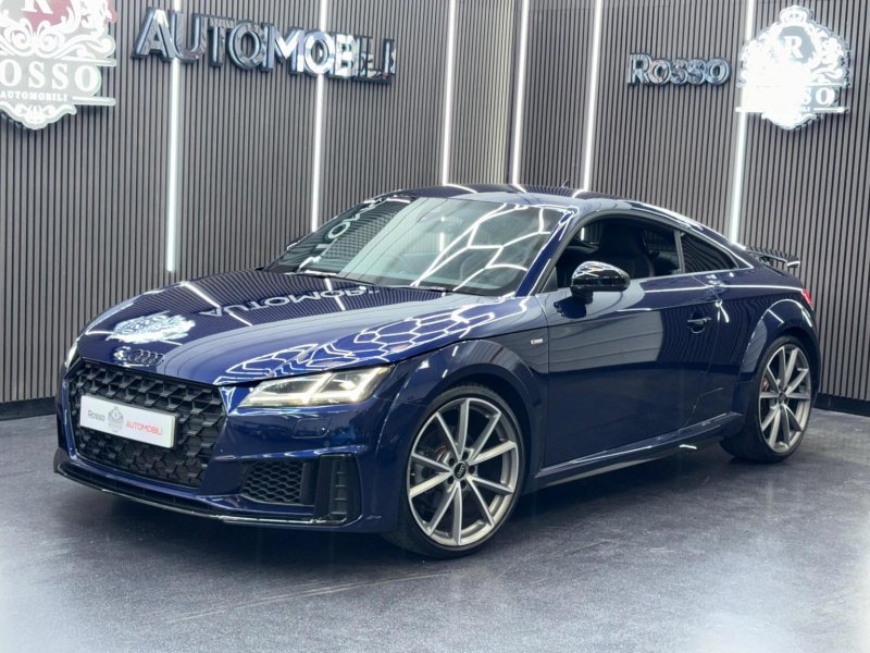 AUDI TT