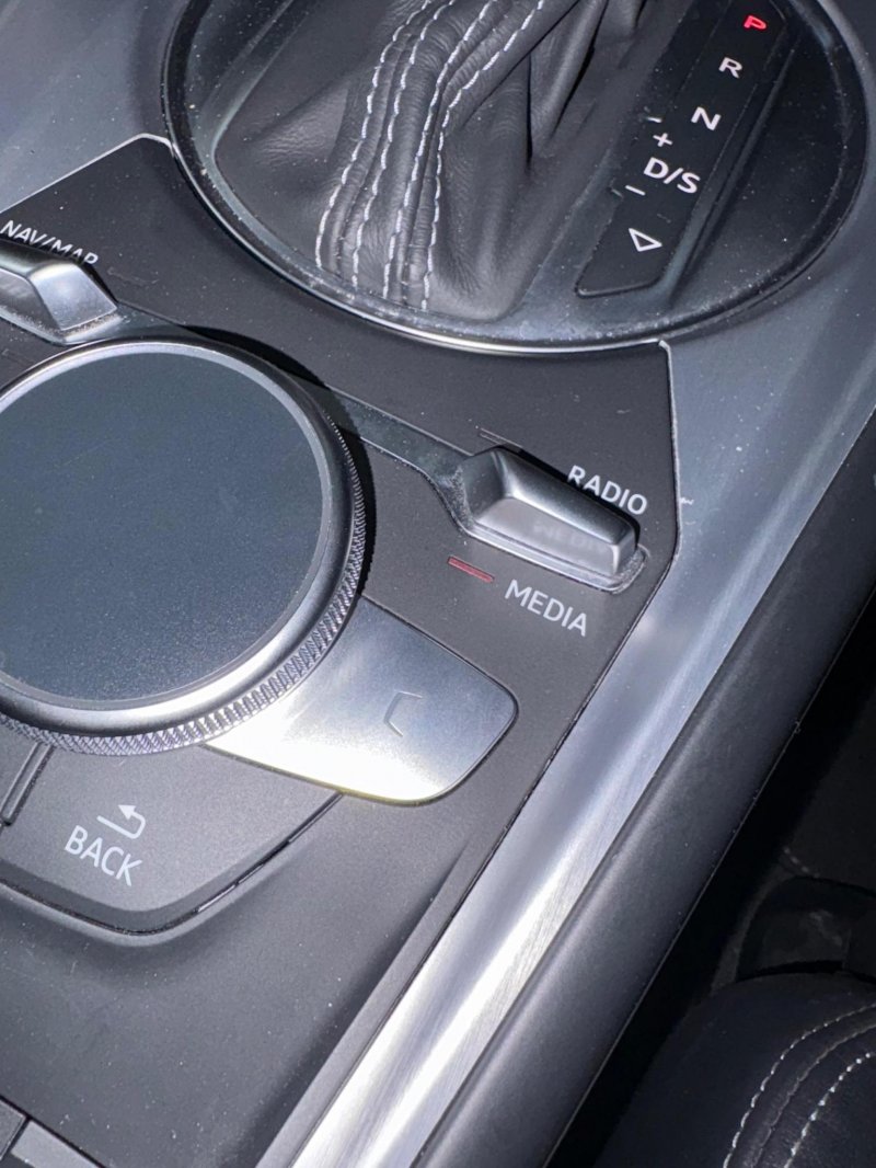 AUDI TT